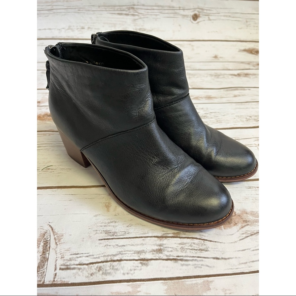 Toms Carpe Diem Black Leather Ankle Boots Booties 7.5